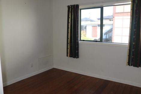 Photo of property in 9 Greers Road, Weymouth, Auckland, 2103