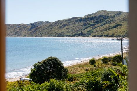 Photo of property in 53 Makorori Beach Road, Makorori, Gisborne, 4073
