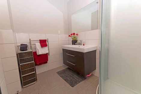 Photo of property in 15/45a Swanson Road, Henderson, Auckland, 0610