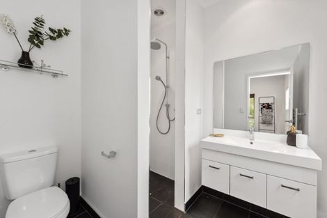 Photo of property in 2 Rigg Place, Flagstaff, Hamilton, 3210