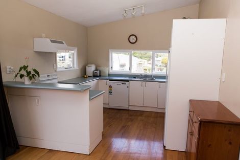 Photo of property in 40 Cedar Street, Maungaraki, Lower Hutt, 5010