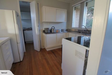 Photo of property in 2/24 Brook Street, Milford, Auckland, 0620