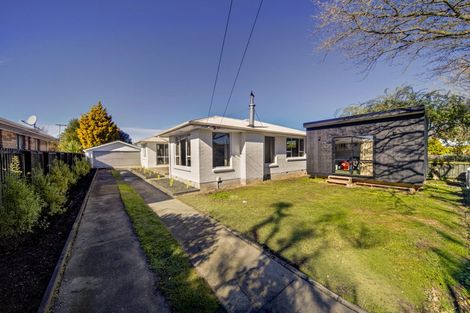 Photo of property in 4 Blossomdale Place, Bishopdale, Christchurch, 8053