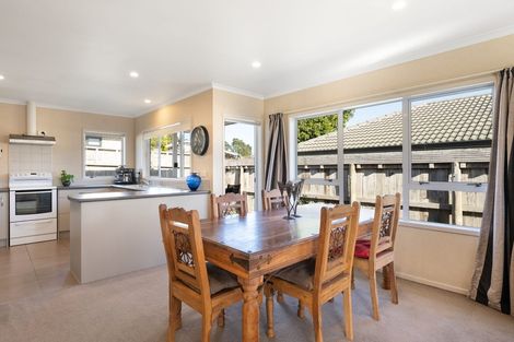 Photo of property in 30a Fairview Place, Te Puke, 3119