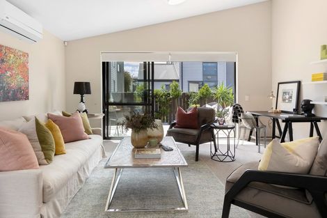 Photo of property in 14 Skippy Patuwai Lane, Glen Innes, Auckland, 1072