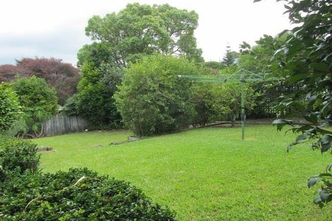 Photo of property in 2/76 Glenvar Road, Torbay, Auckland, 0630