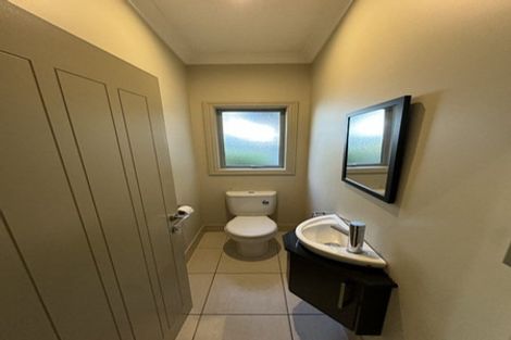 Photo of property in 36 Aikmans Road, Merivale, Christchurch, 8014