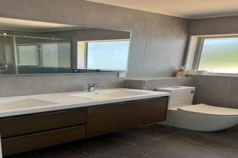 Photo of property in 2/31 Sydney Street, Hauraki, Auckland, 0622