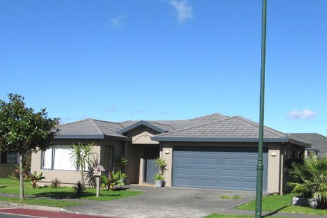 Photo of property in 18 Gunner Drive, Te Atatu Peninsula, Auckland, 0610
