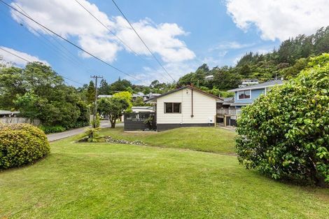 Photo of property in 17 Forest Road, Pinehaven, Upper Hutt, 5019