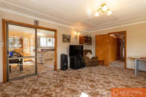 Photo of property in 4 Shand Street, Green Island, Dunedin, 9018