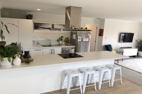 Photo of property in 56 Sunstone Crescent, Brown Owl, Upper Hutt, 5018