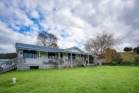Photo of property in 690 Haruru Road, Kaukapakapa, 0873