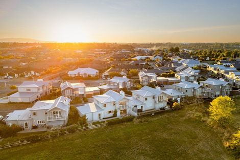 Photo of property in 4 Tucker Close, Leamington, Cambridge, 3432