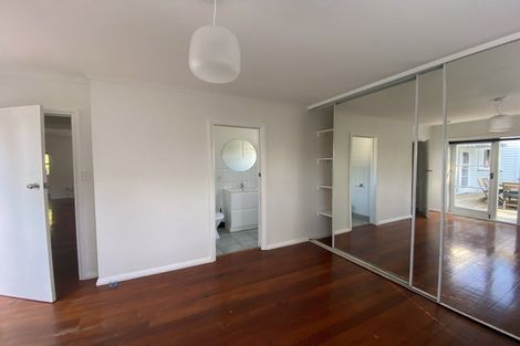 Photo of property in 38 Comins Crescent, Mission Bay, Auckland, 1071