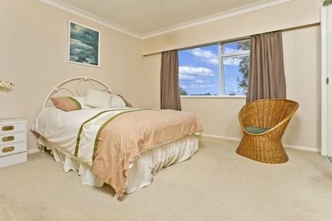 Photo of property in 1/19 Pupuke Road, Takapuna, Auckland, 0622