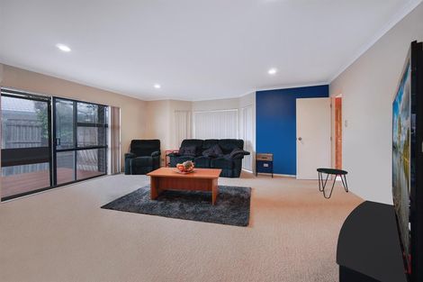 Photo of property in 7 Ifield Court, Burswood, Auckland, 2013