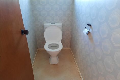 Photo of property in 1/48 Halberg Street, Glenfield, Auckland, 0629