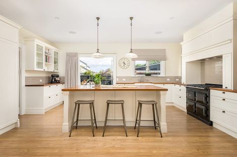 Photo of property in 4 Kahu Road, Riccarton, Christchurch, 8041