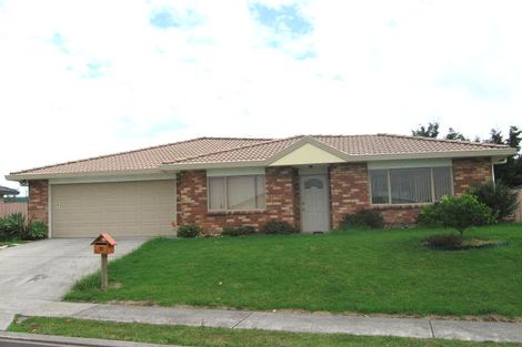 Photo of property in 15 Ferngrove Avenue, Ranui, Auckland, 0612