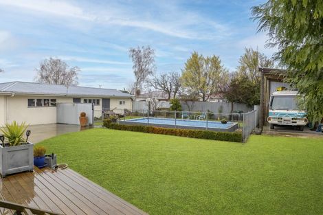 Photo of property in 11 Weka Place, Masterton, 5810