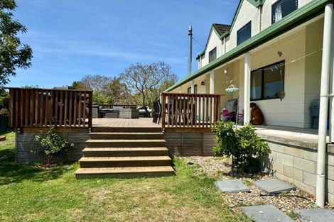 Photo of property in 44 Durham Drive, Havelock North, 4130