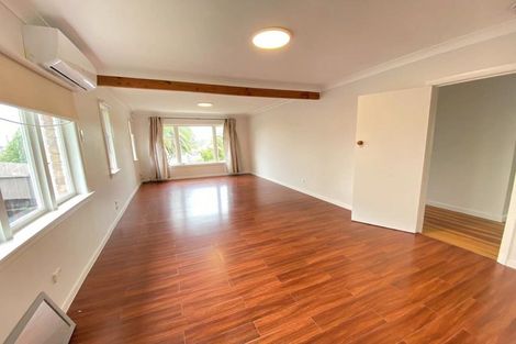 Photo of property in 10 Tahi Terrace, Glen Eden, Auckland, 0602