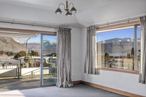 Photo of property in 49 Totara Terrace, Wanaka, 9305