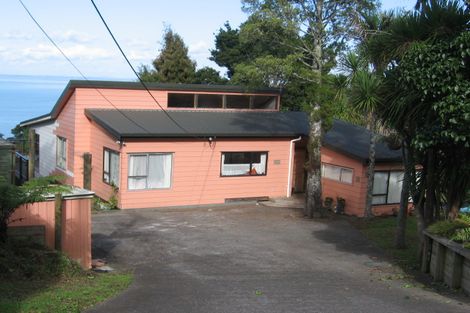 Photo of property in 20 Kauri Point Road, Laingholm, Auckland, 0604