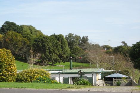 Photo of property in 6 Raleigh Street, Waitara, 4320