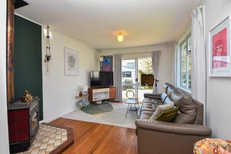 Photo of property in 33 Wyndham Street, Carterton, 5713