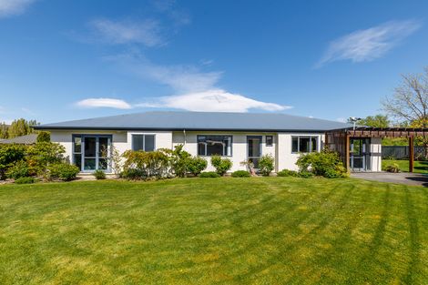 Photo of property in 13 Walnut Grove, Alexandra, 9320