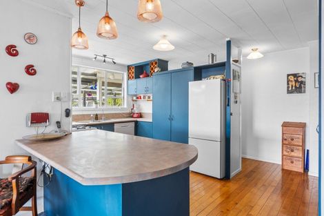 Photo of property in 17 Hinau Street, Inglewood, 4330