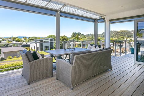 Photo of property in 18 Ross Place, Whiritoa, Whangamata, 3691