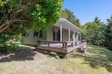 Photo of property in 66 Kinloch Road, Kinloch, Taupo, 3377