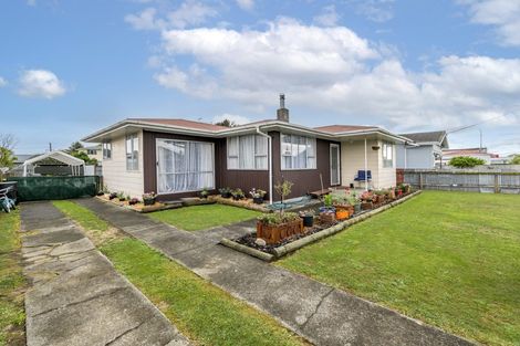 Photo of property in 4 Shamrock Street, Levin, 5510