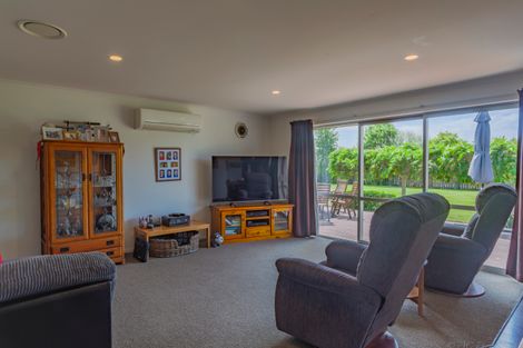 Photo of property in 21 Factory Road, Temuka, 7920