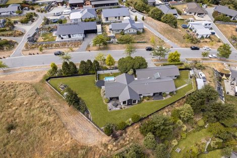 Photo of property in 38 Rere Road, Lake Hayes, Queenstown, 9304