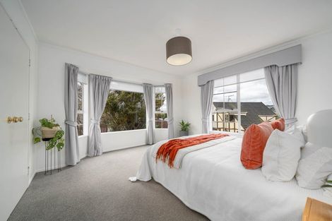 Photo of property in 10 Mallard Grove, Churton Park, Wellington, 6037