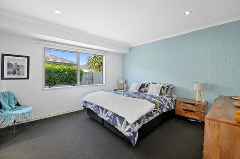 Photo of property in 40 Gibson Place, Papamoa Beach, Papamoa, 3118