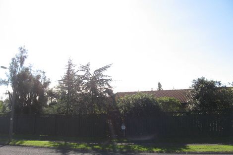 Photo of property in 39 Charles Dickens Drive, Mellons Bay, Auckland, 2014