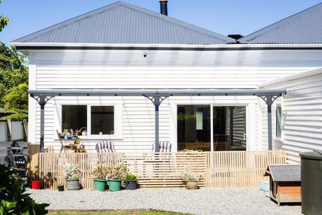 Photo of property in 19 Winnie Street, Greymouth, 7805