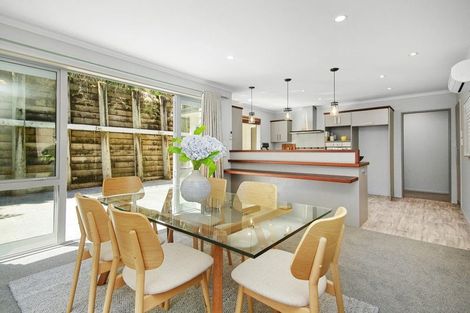 Photo of property in 16 Westwood Road, Tawa, Wellington, 5028