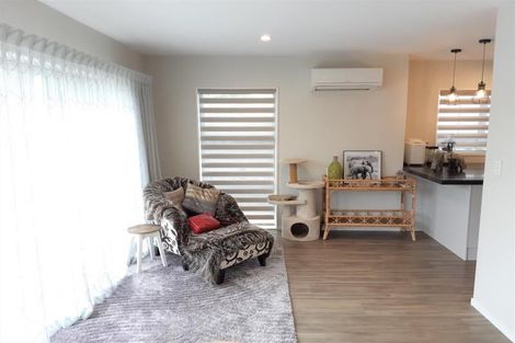 Photo of property in 5 Danden Way, Pukekohe, 2120