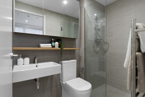 Photo of property in 207/8a Lake Pupuke Drive, Takapuna, Auckland, 0622