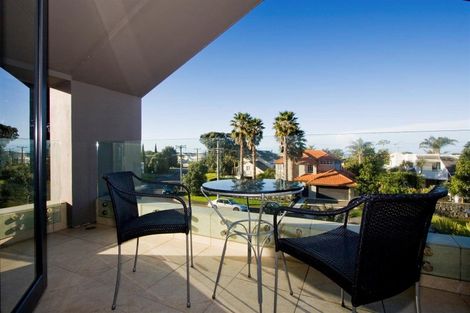 Photo of property in 11 Audrey Road, Takapuna, Auckland, 0620