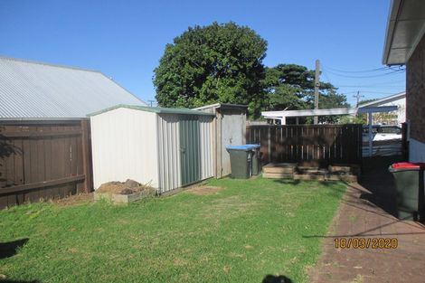 Photo of property in 1/3a Huapai Street, Onehunga, Auckland, 1061