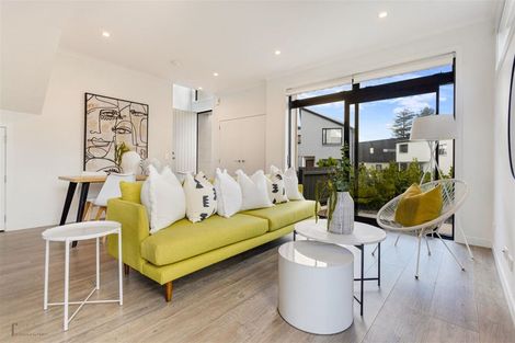 Photo of property in 7 Frank Gill Road, Hobsonville, Auckland, 0616