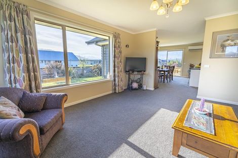 Photo of property in 12 Asher Avenue, Te Anau, 9600