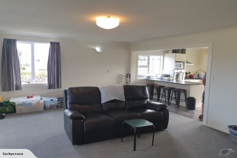 Photo of property in 19 Mahana Road, Paraparaumu Beach, Paraparaumu, 5032